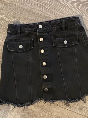 Zara Black Button-Front Denim Mini Skirt